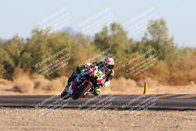 media/Dec-07-2024-CVMA (Sat) [[21c5f1ef85]]/Race 11-Amateur Supersport Open/